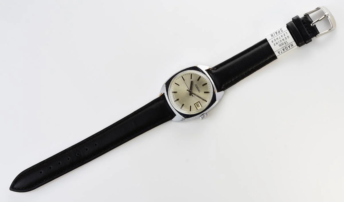 Vintage Soviet Raketa mechanical watch