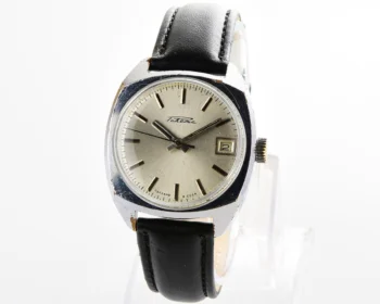 Vintage Soviet Raketa mechanical watch