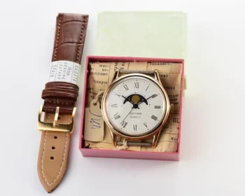 TIME CAPSULE: Vintage Soviet Sekonda (Raketa) Moon Phases quartz watch, New Old Stock (NOS)!