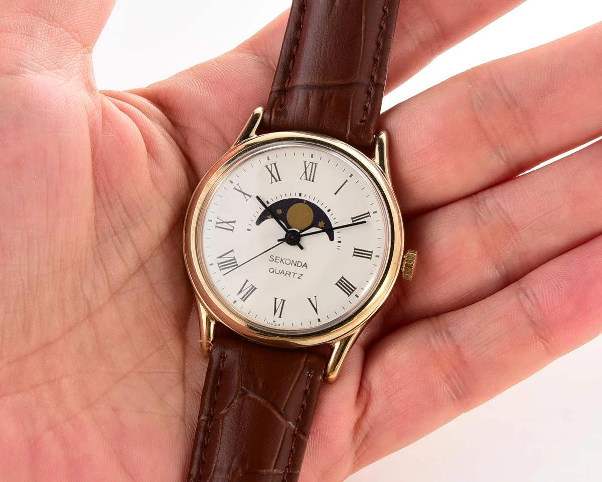 TIME CAPSULE: Vintage Soviet Sekonda (Raketa) Moon Phases quartz watch, New Old Stock (NOS)!