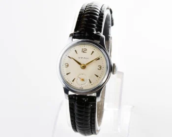 Vintage Soviet Uran mechanical wristwatch