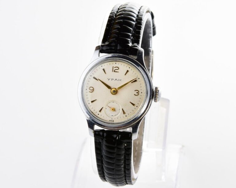 Vintage soviet URAN mechanical wristwatch
