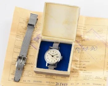 TIME CAPSULE: Zaria vintage wrist watch for ladies – New Old Stock (NOS)!