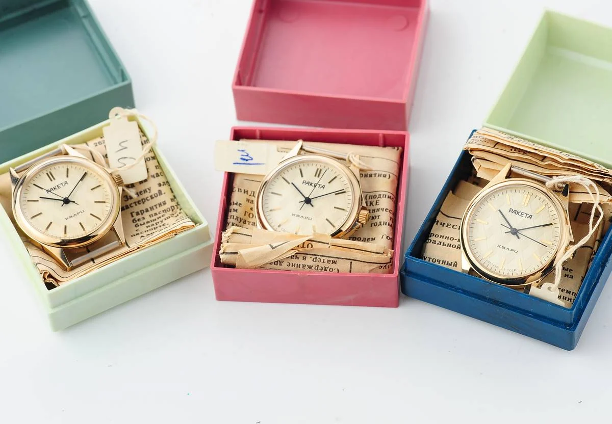 watch Raketa Quartz AU NOS 11432-0003