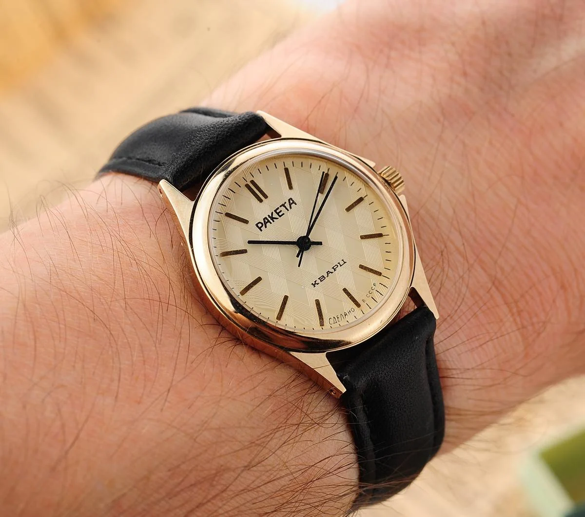 TIME CAPSULE: Vintage Soviet Raketa quartz watch, New Old Stock (NOS)!