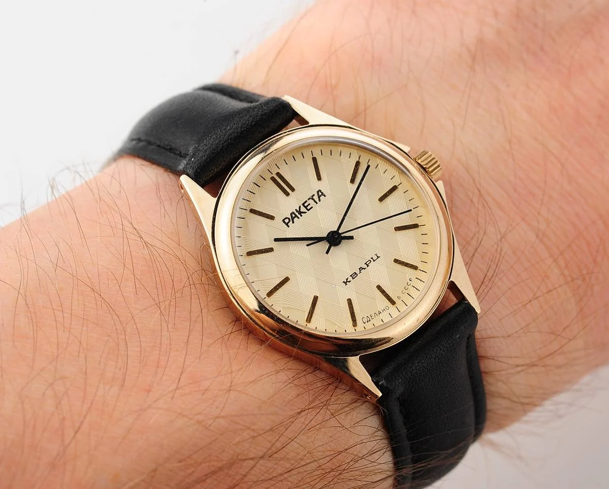TIME CAPSULE: Vintage Soviet Raketa quartz watch, New Old Stock (NOS)!