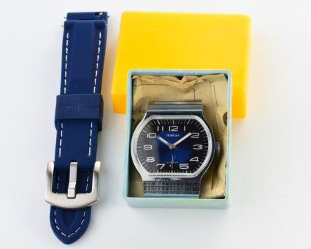 Soviet mechanical POBEDA watch in box – new old stock(NOS)!