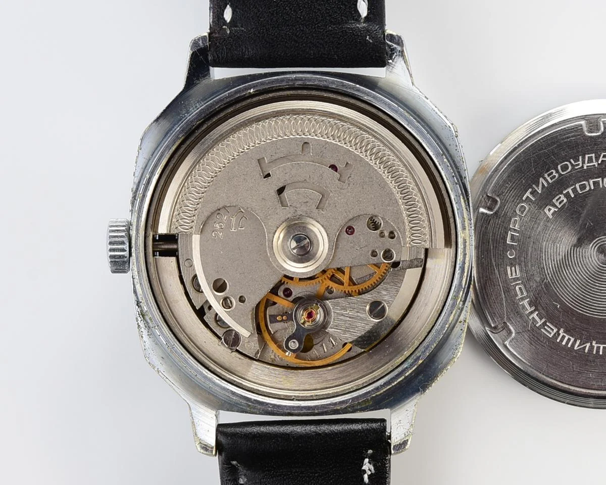 Soviet mechanical Raketa with automatic self winding movement
