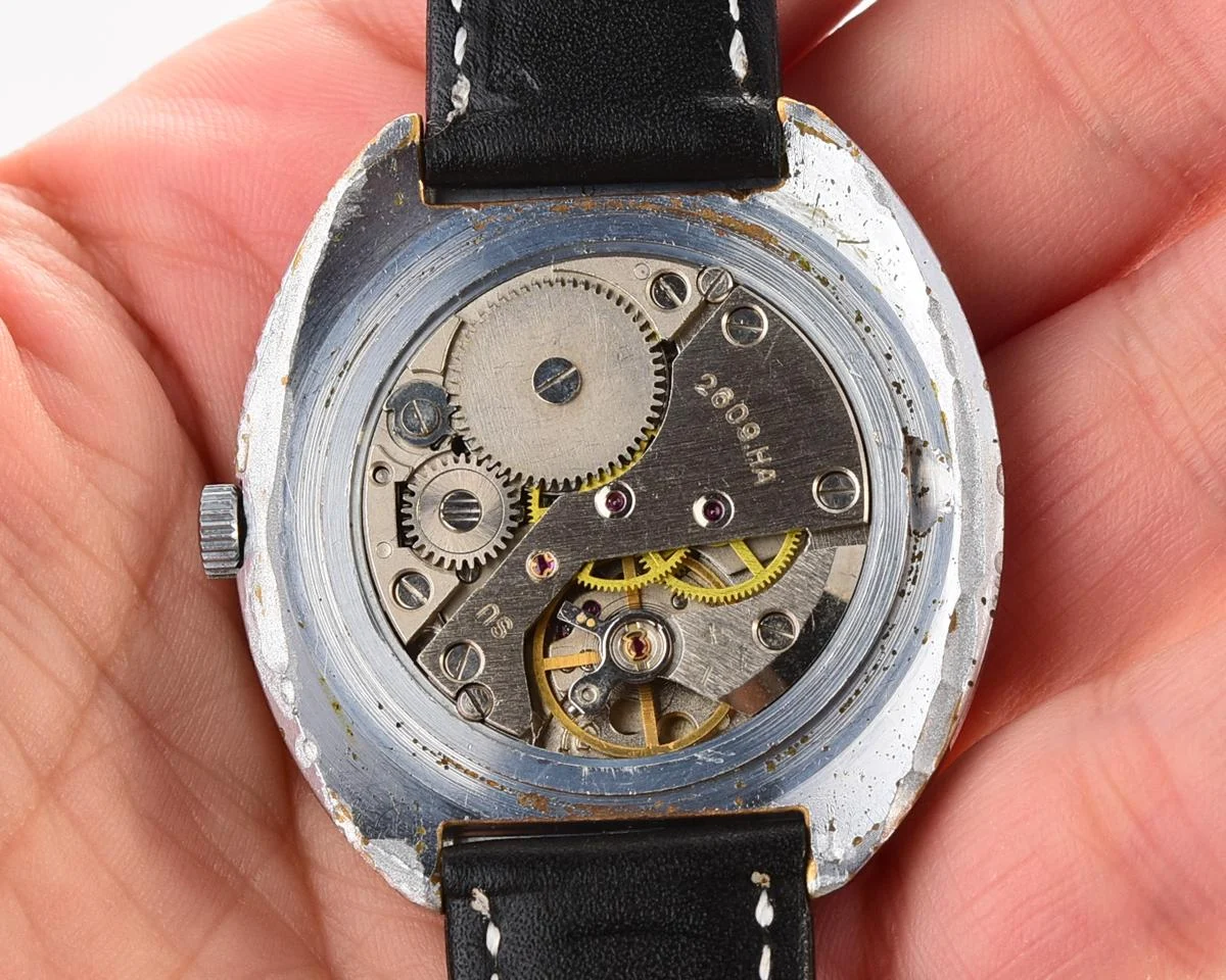 Large vintage Raketa mechanical watch
