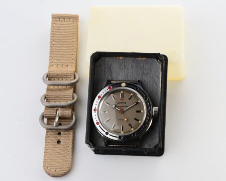 Excellent Vostok Amphibia mechanical watch with box and nylon strap!