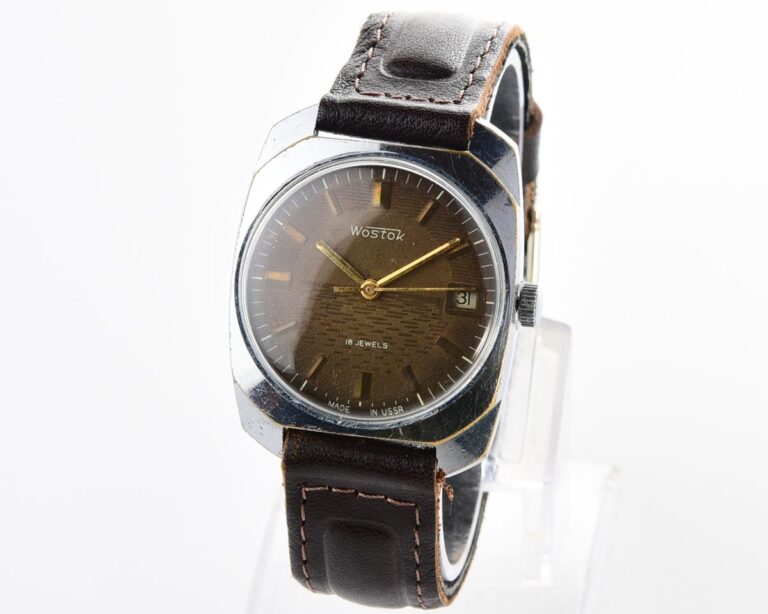 Export Wostok (Vostok) mechanical watch with beautiful textured teal dial