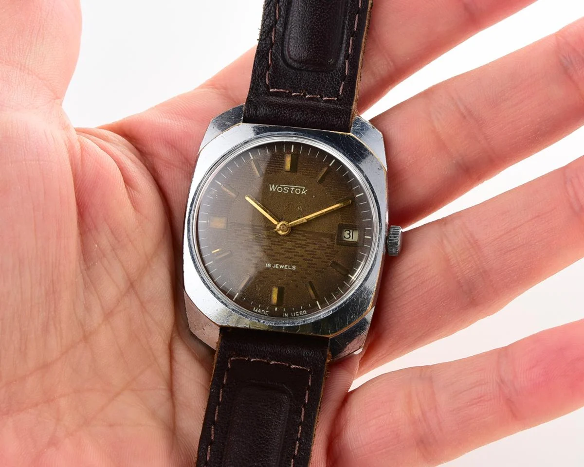 Export Wostok (Vostok) mechanical watch with beautiful textured teal dial