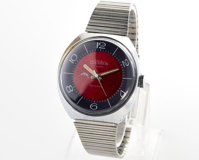 Vintage mechanical Cornavin-Raketa wrist watch with bi-color dial