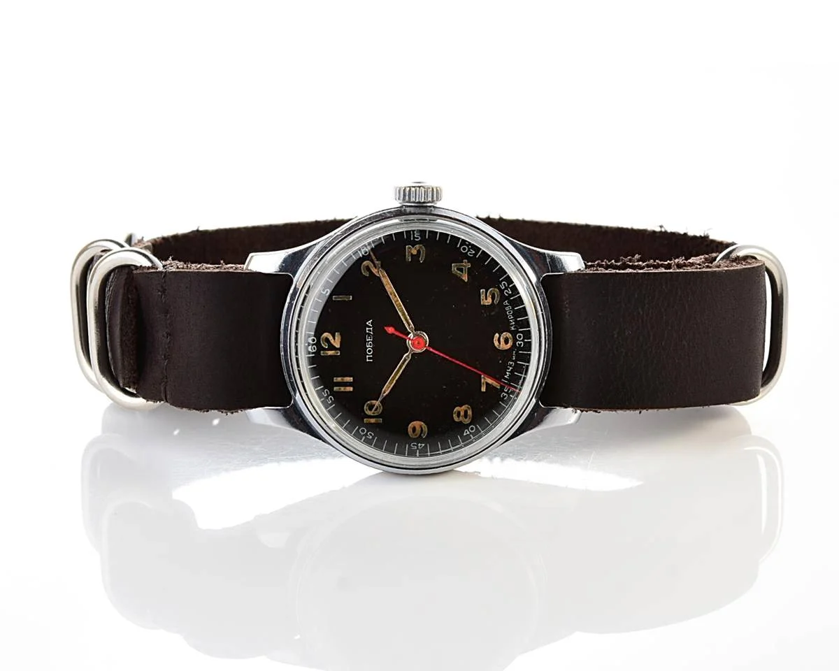 Rare! Vintage Soviet mechanical Pobeda in uncommon hermetic case, 1st quarter of 1956!
