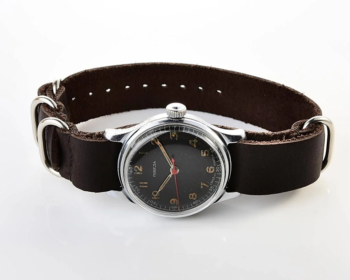 Rare! Vintage Soviet mechanical Pobeda in uncommon hermetic case, 1st quarter of 1956!