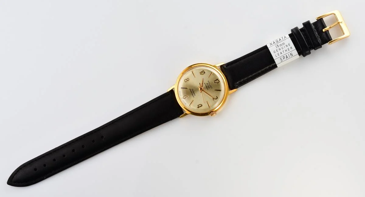 Beautiful automatic vintage gold-plated watch Poljot De Luxe!