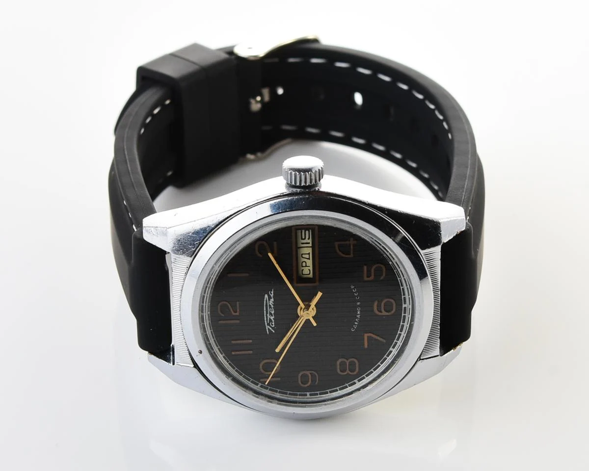 Raketa vintage mechanical wrist watch with double calendar
