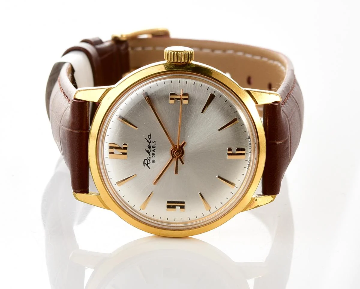 Excellent vintage gold-plated Raketa Baltica mechanical watch