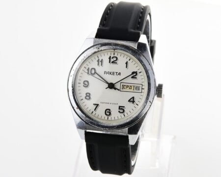 Vintage soviet mechanical Raketa watch with double calendar