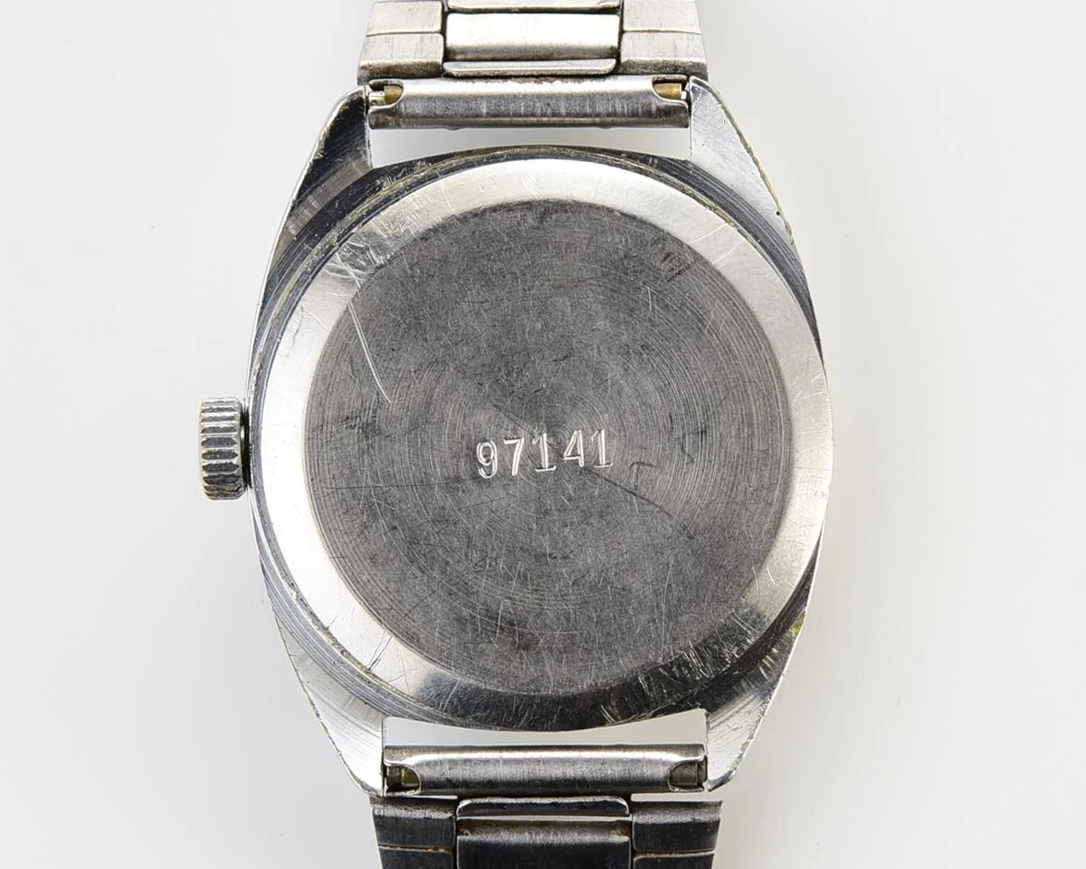 Soviet Raketa vintage mechanical watch with steel bracelet!