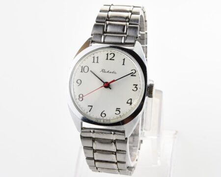 Soviet RAKETA vintage mechanical watch with steel bracelet!