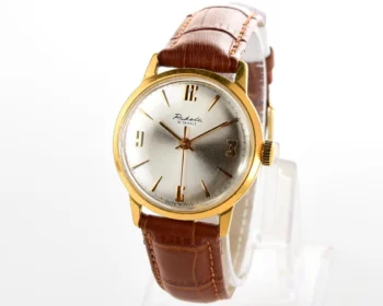 Vintage gold-plated Raketa mechanical watch