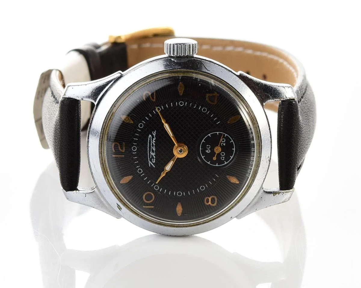 Vintage Soviet Raketa wrist watch