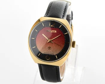 Excellent Soviet vintage Raketa mechanical gold-plated wrist watch with bi-color dial