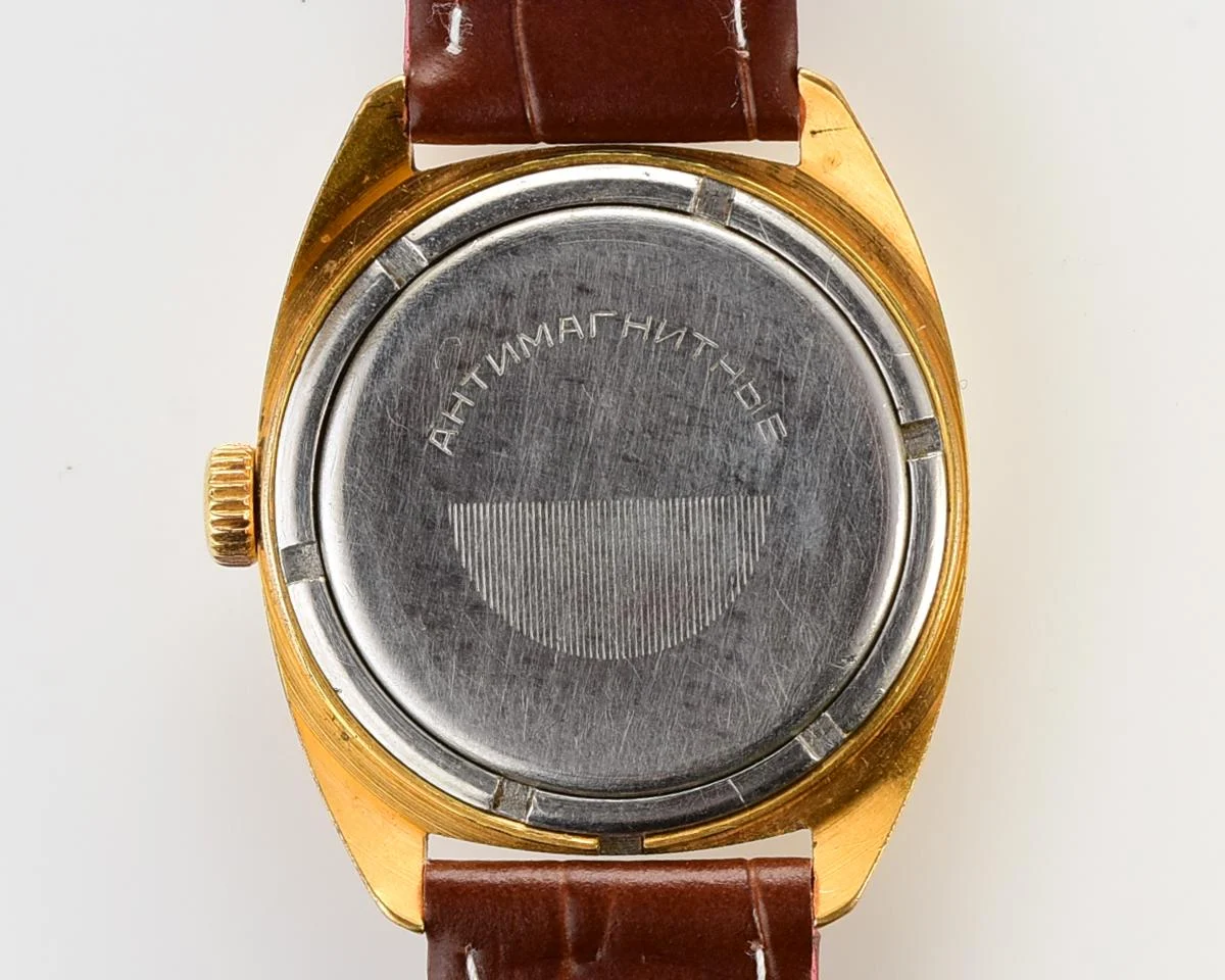 Svet "Light" vintage gold-plated mechanical watch
