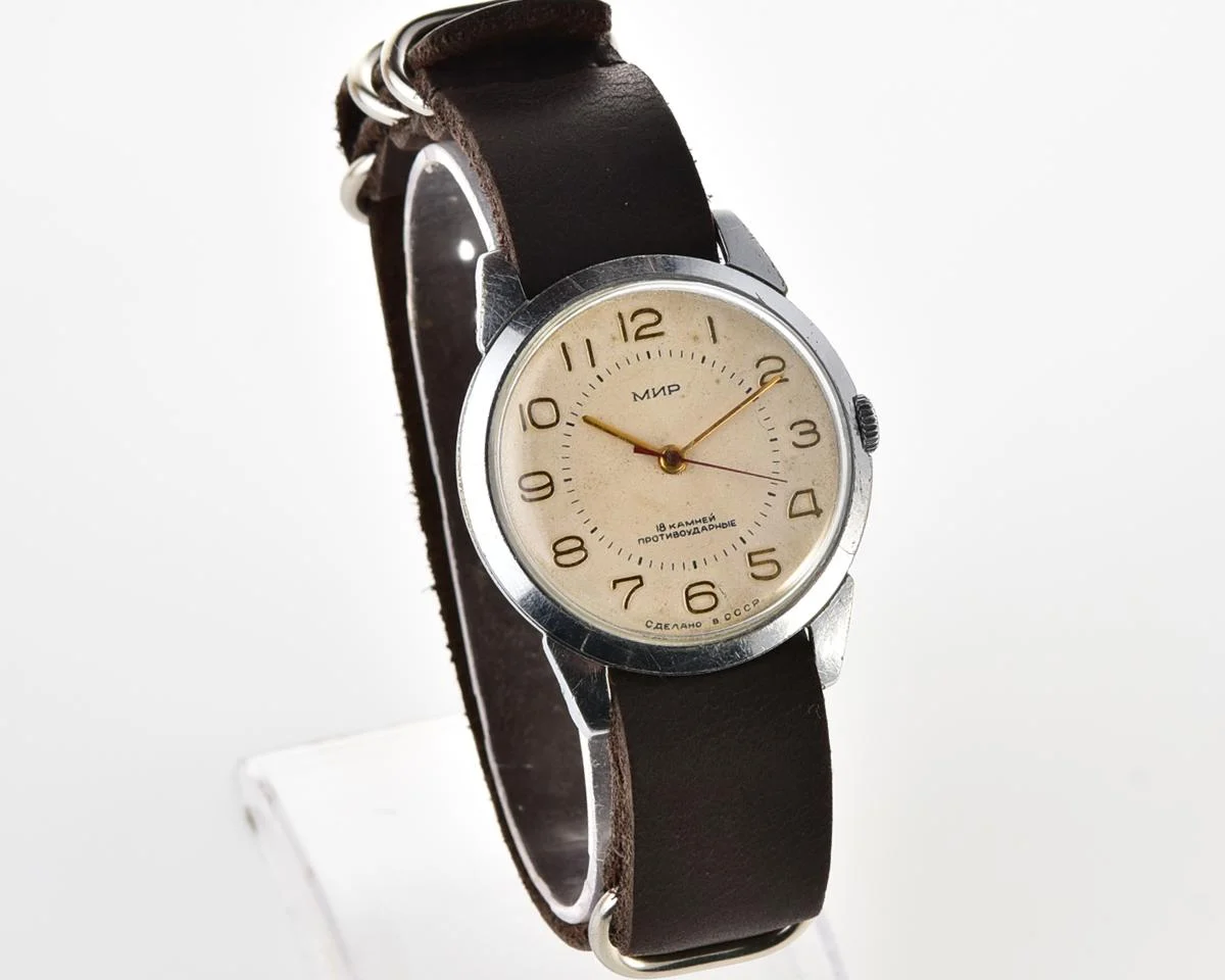 Vintage Soviet Mir mechanical watch