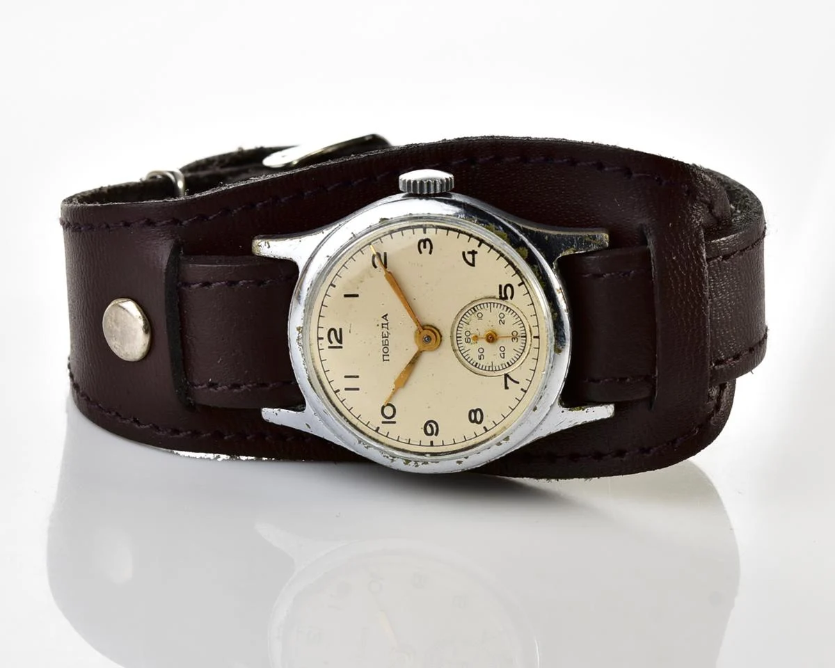 Vintage Soviet mechanical watch Pobeda, 3rd quarter of 1953