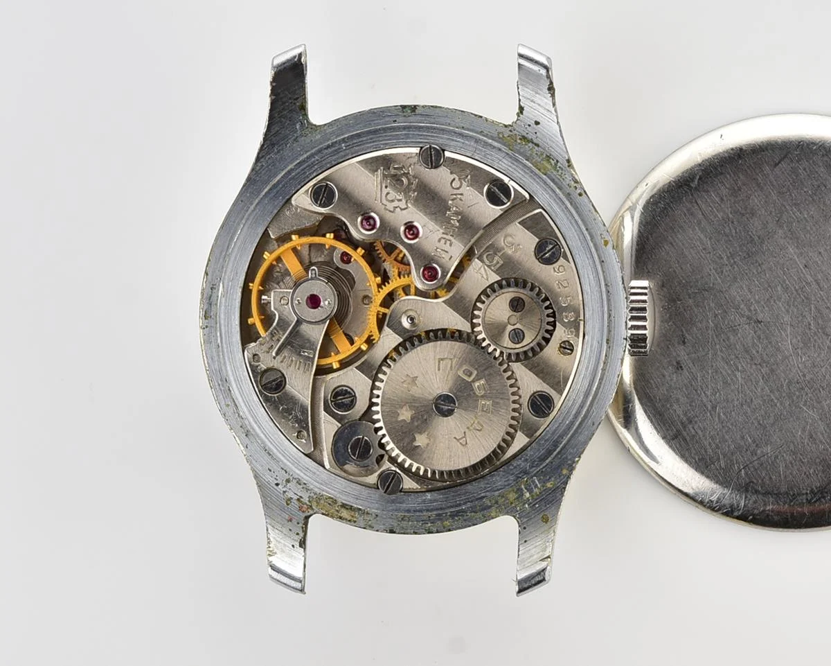 Soviet mechanical Pobeda vintage watch, 2MChZ from the 3st quarter 1954
