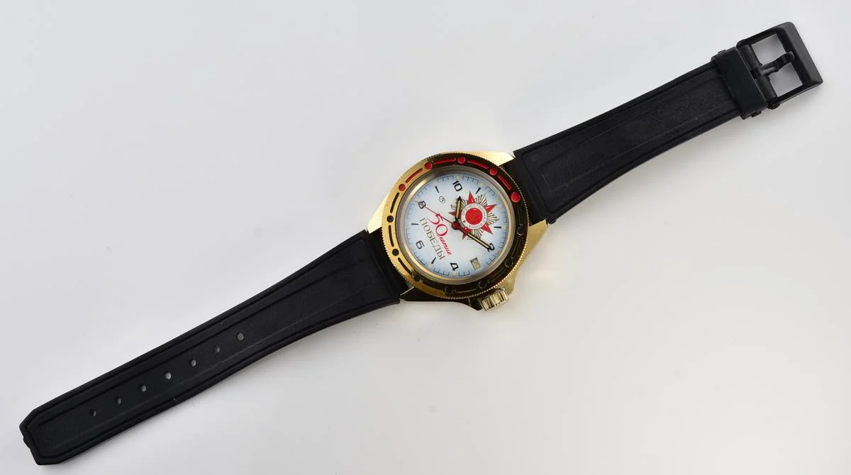 Vostok Commander's watch - Komandirskie is dedicated to the 50th anniversary of victory in World War II