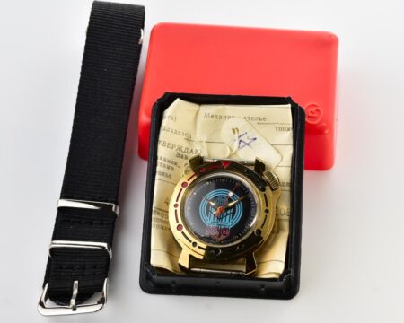 TIME CAPSULE: Vostok Commander’s Junior mechanical watch – new old stock(NOS)!