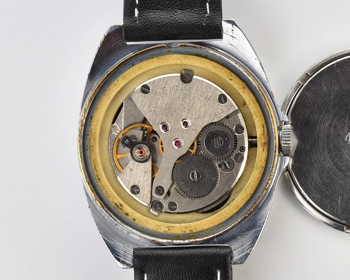 Large Soviet Poljot mechanical wrist watch