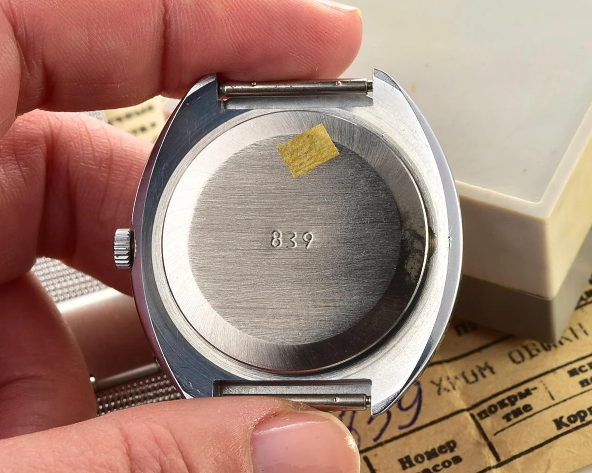 TIME CAPSULE: Vintage Soviet Raketa watch, New Old Stock (NOS)!