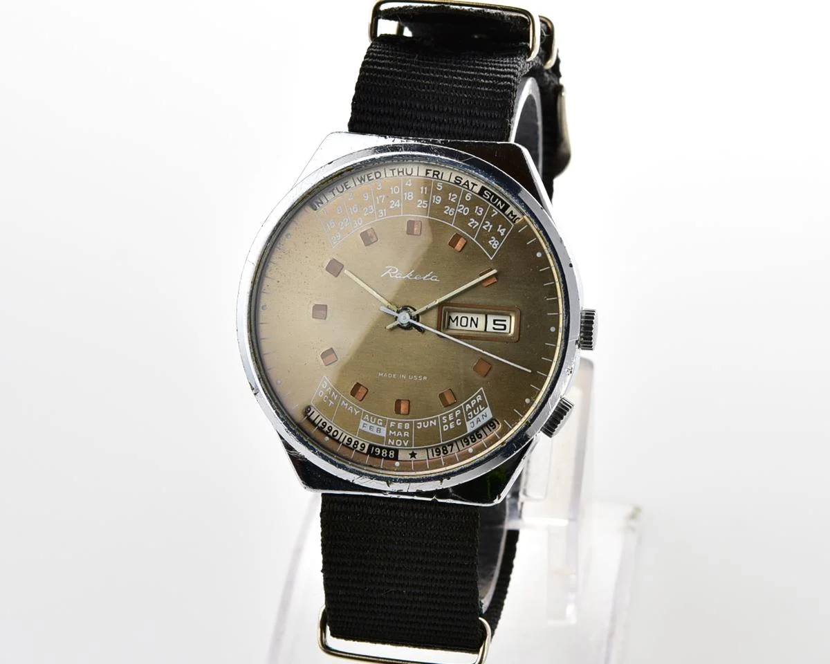 Soviet Raketa perpetual calendar mechanical watch