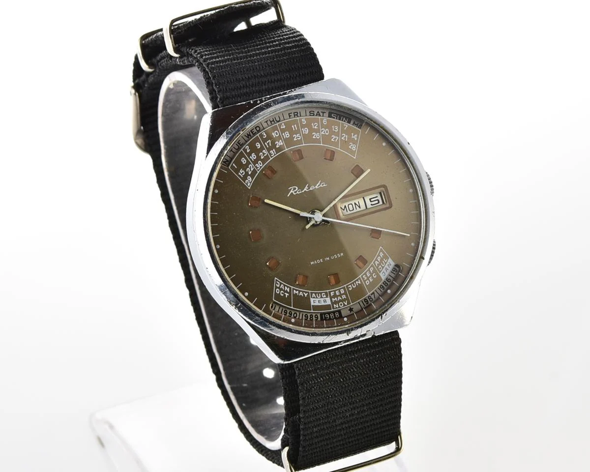 Soviet Raketa perpetual calendar mechanical watch