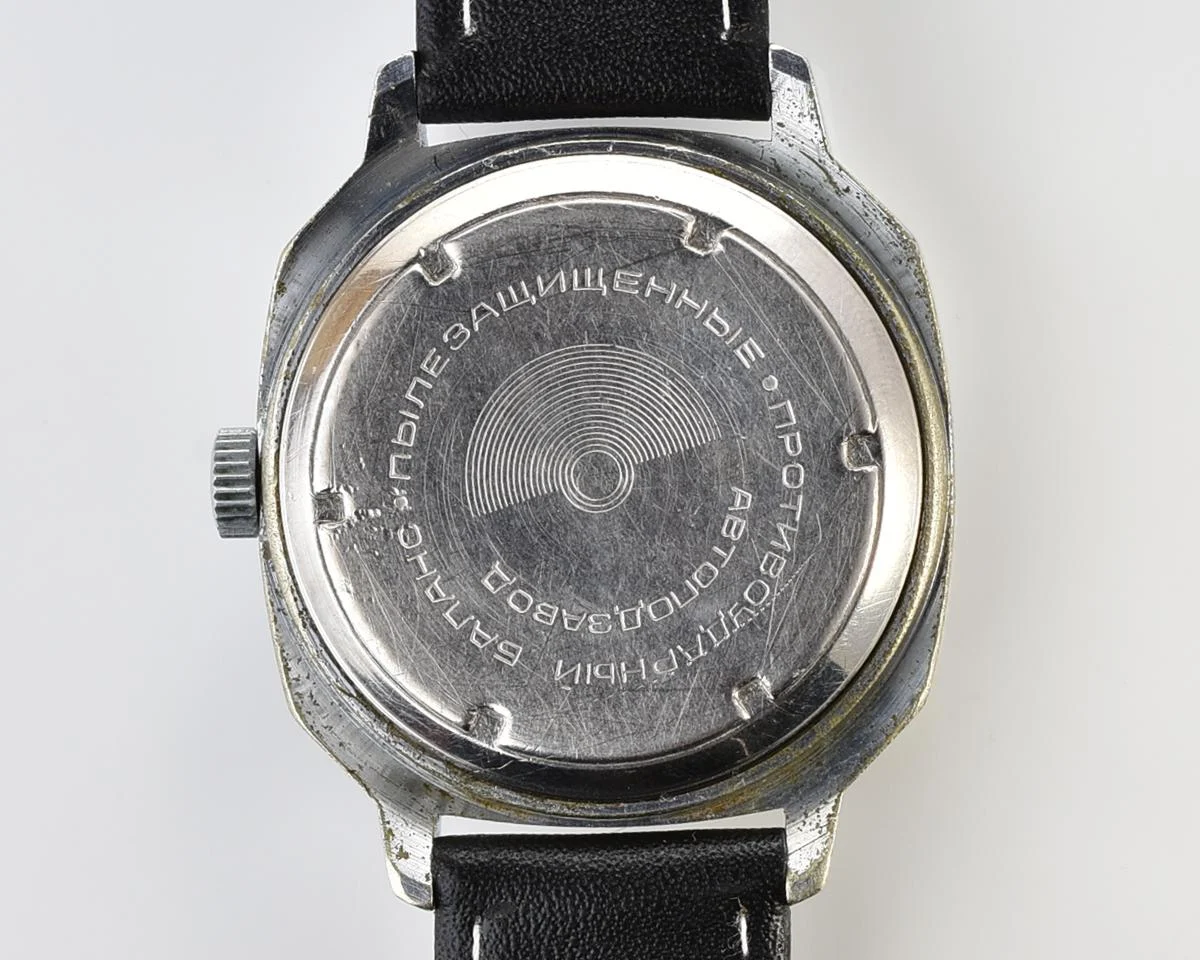 Soviet mechanical Raketa with automatic self winding movement
