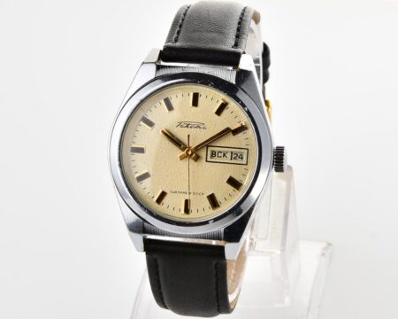 RAKETA vintage mechanical wrist watch with double calendar