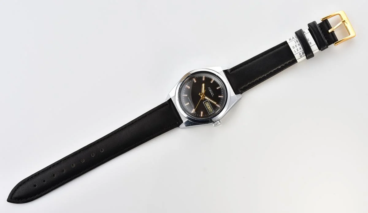 Raketa vintage mechanical wrist watch with double calendar