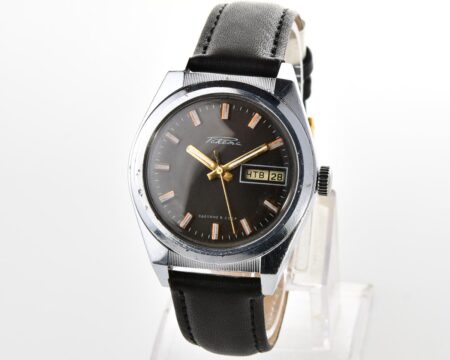 RAKETA vintage mechanical wrist watch with double calendar