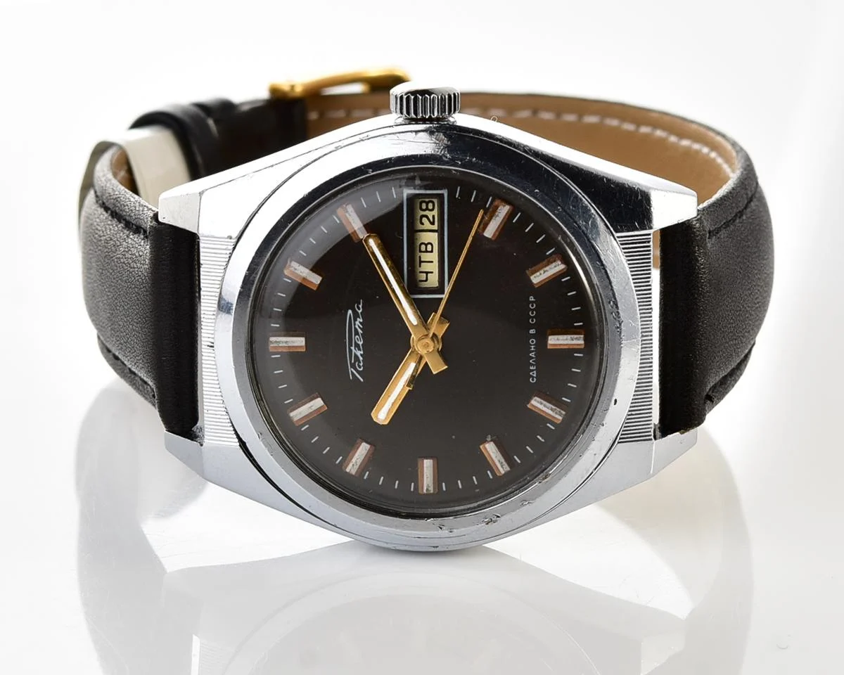 Raketa vintage mechanical wrist watch with double calendar