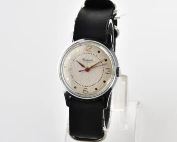 Excellent Raketa Baltica vintage Soviet watch with NATO leather strap