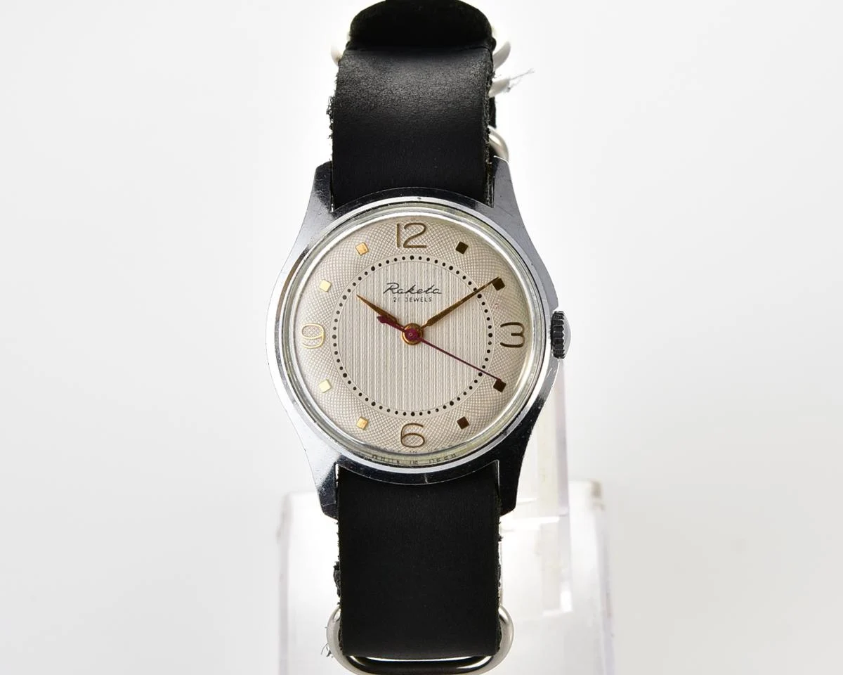 Excellent Raketa Baltica vintage Soviet watch with NATO leather strap