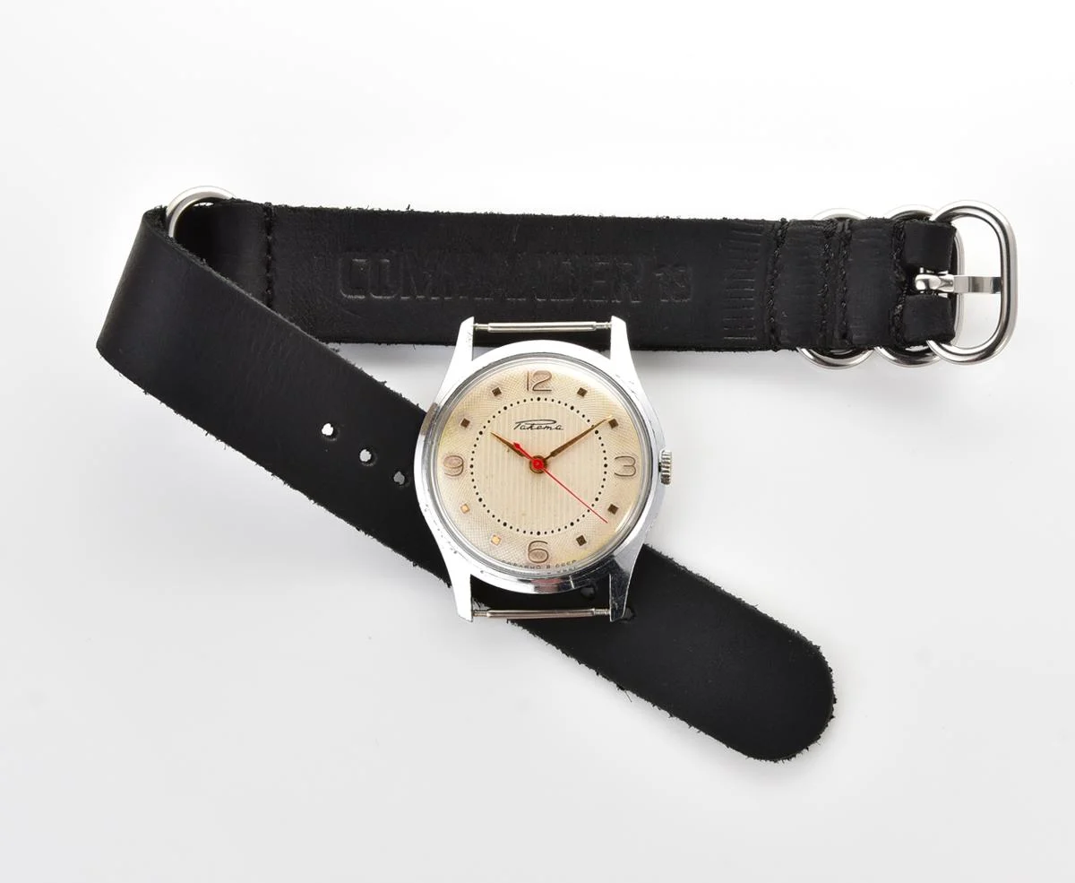 Excellent condition Raketa Baltica vintage watch with NATO leather strap!
