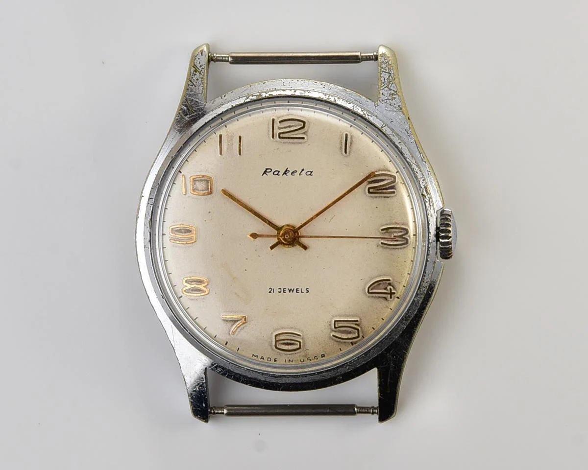 Soviet Raketa Baltica vintage mechanical watch with NATO leather strap!