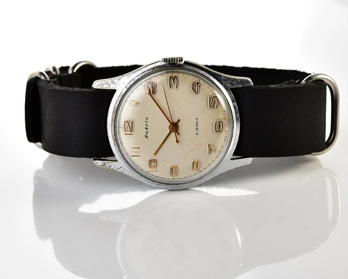 Soviet Raketa Baltica vintage mechanical watch with NATO leather strap!