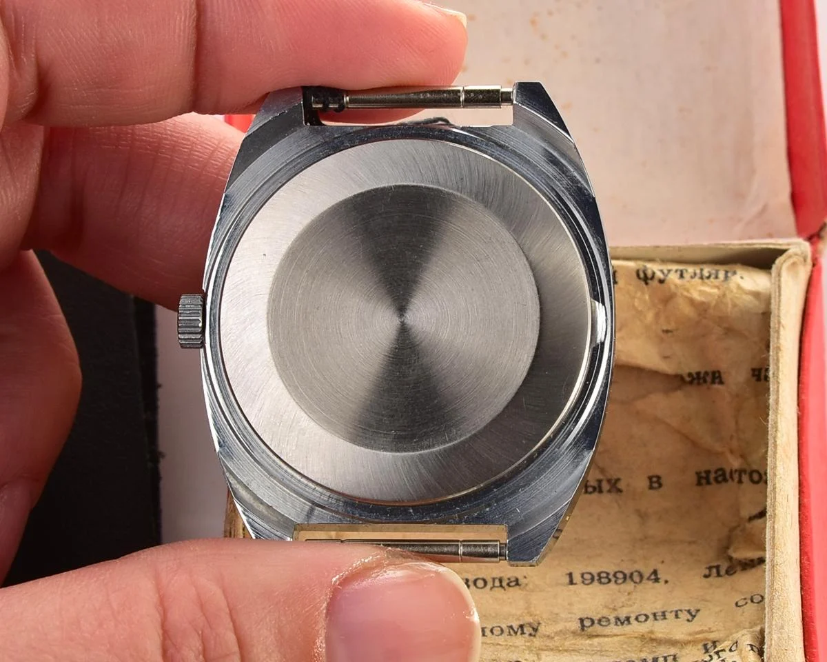 TIME CAPSULE: Vintage Soviet Raketa watch, New Old Stock (NOS)!