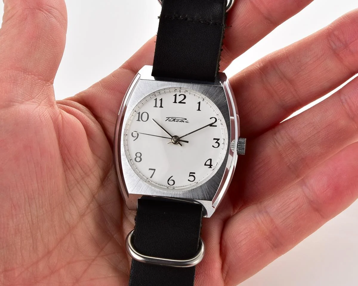 TIME CAPSULE: Vintage Soviet Raketa watch, New Old Stock (NOS)!